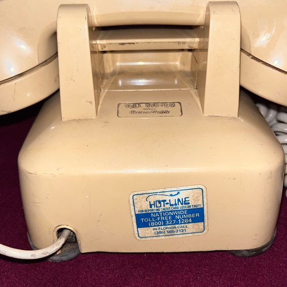 Retro Bell System Phone by Western Electric - Picture 6 of 12